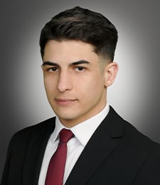 Headshot of Artem Arutiunian